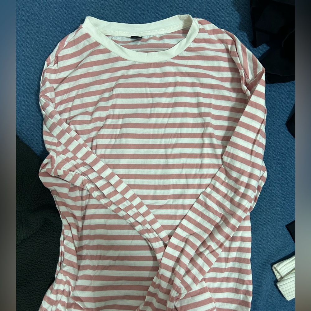 2 separate shirts
Can buy together or separately 
$30 for 2
$15 for 1